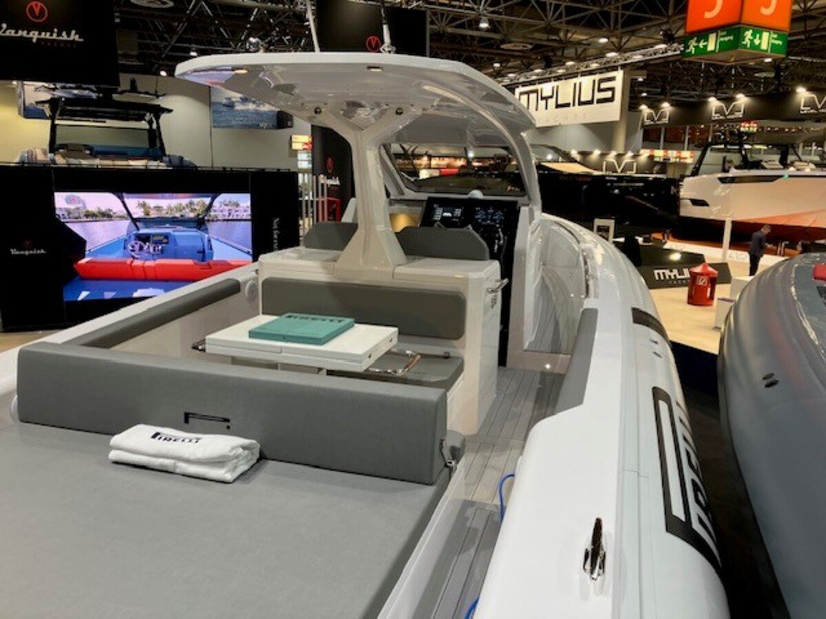 PIRELLI 35 DEMO 2025 - BRAND NEW - SPECIAL OFFER! 