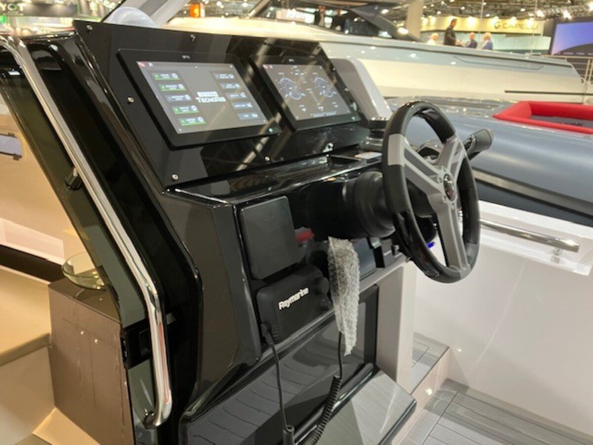 PIRELLI 35 DEMO 2025 - BRAND NEW - SPECIAL OFFER! 