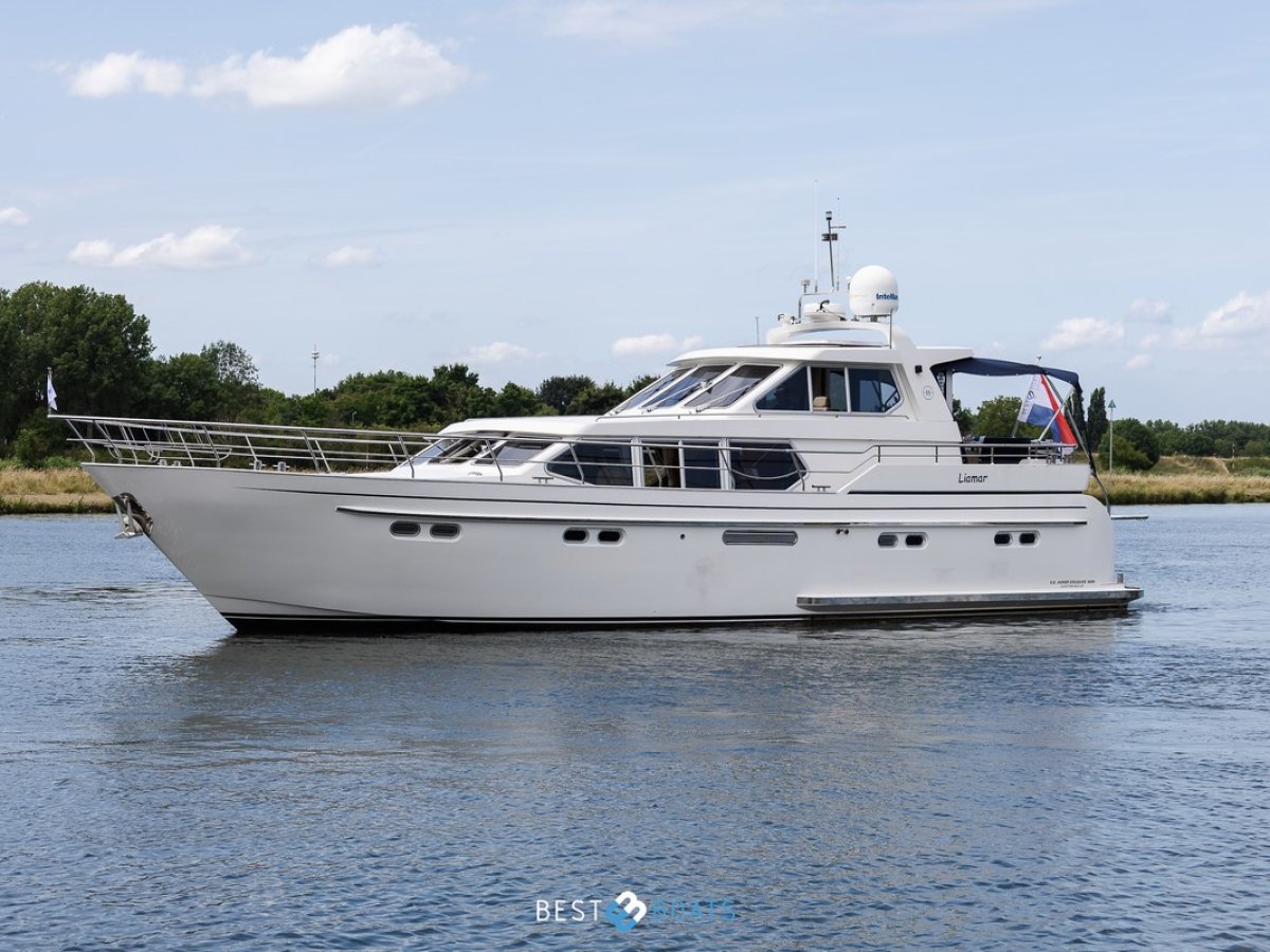 Van Den Hoven Exclusive 1600