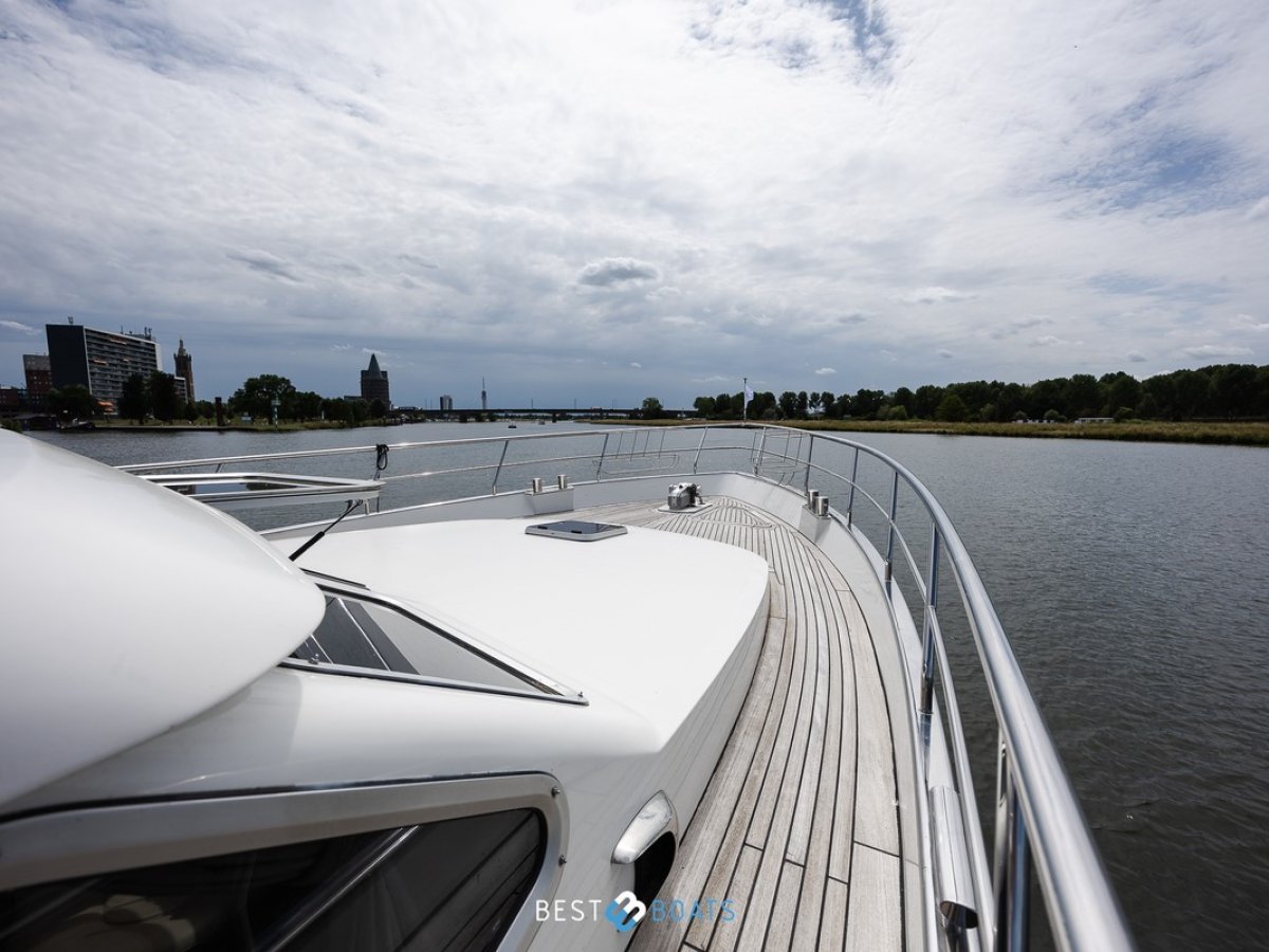 Van Den Hoven Exclusive 1600