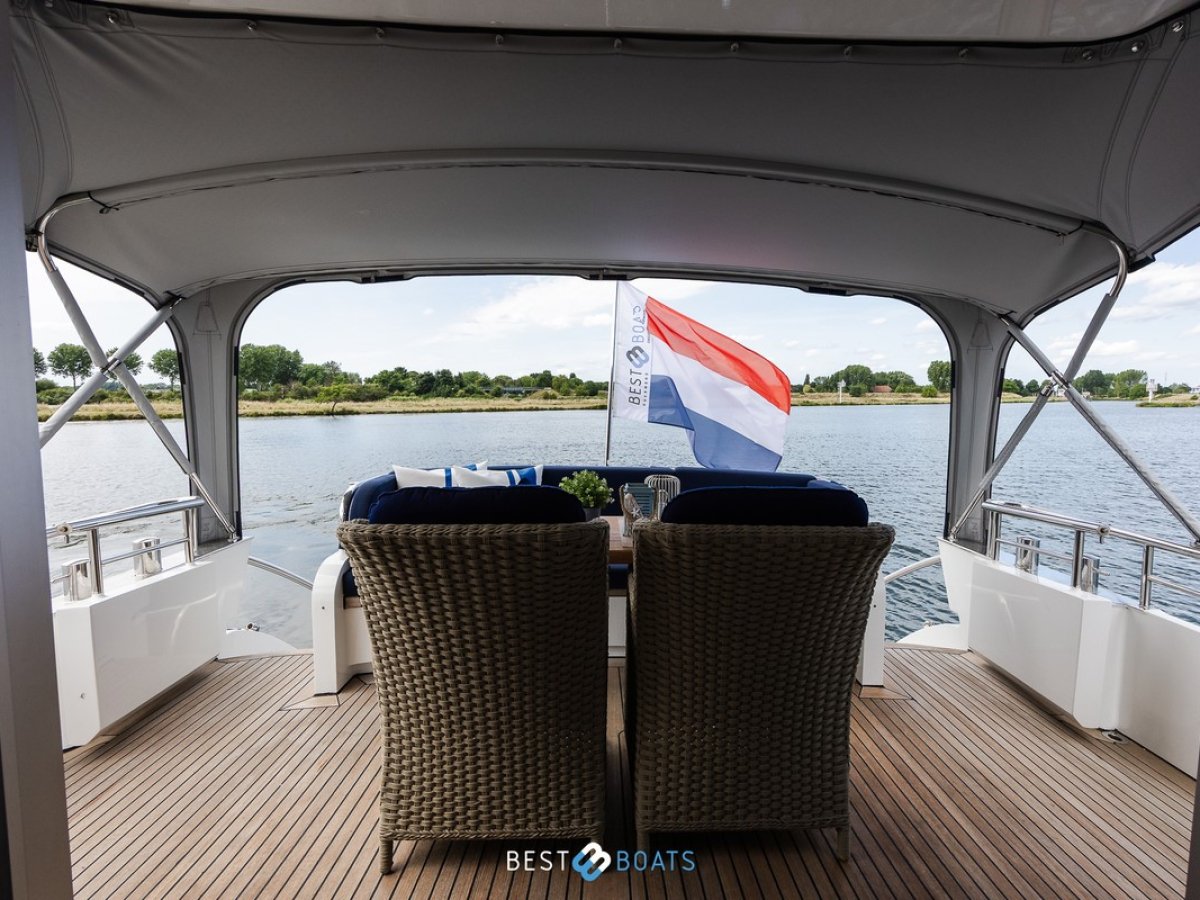 Van Den Hoven Exclusive 1600