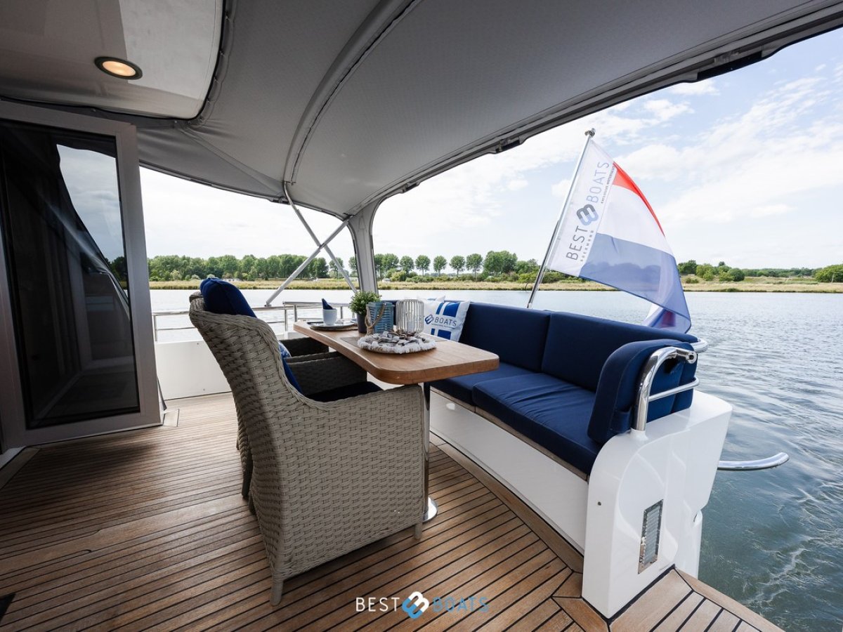 Van Den Hoven Exclusive 1600