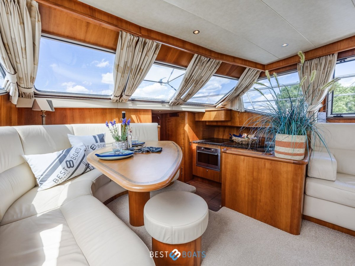 Van Den Hoven Exclusive 1600