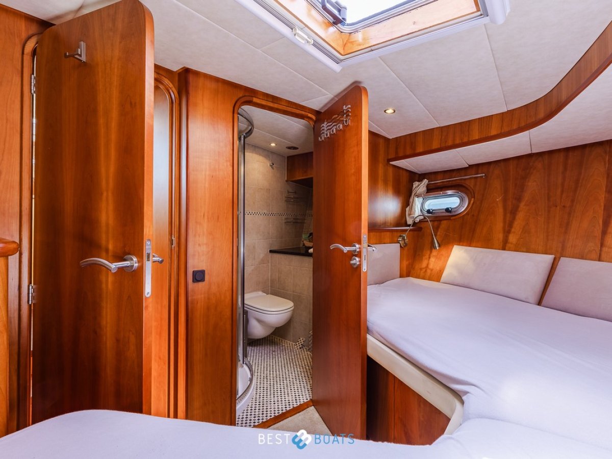 Van Den Hoven Exclusive 1600