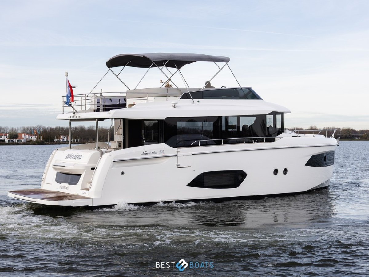 Absolute Navetta 52