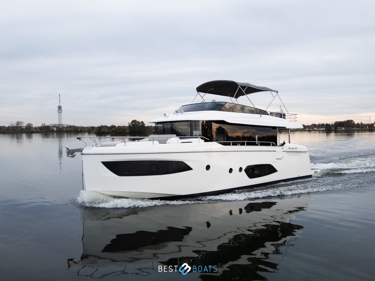Absolute Navetta 52