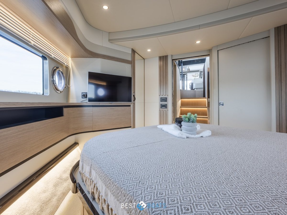 Absolute Navetta 52