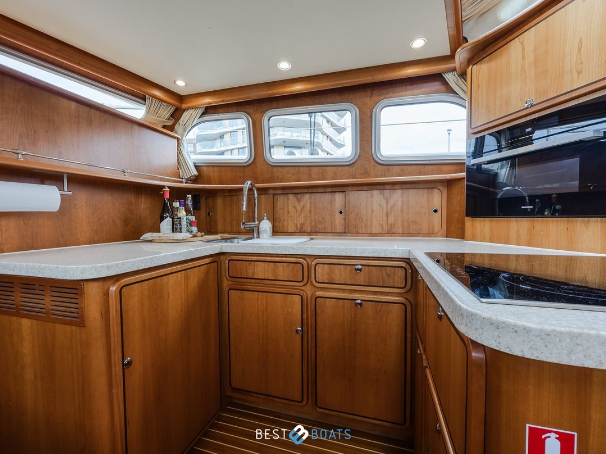 Linssen Grand Sturdy 470 Ac Mark Ii Twin