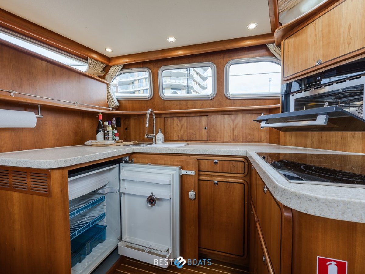 Linssen Grand Sturdy 470 Ac Mark Ii Twin