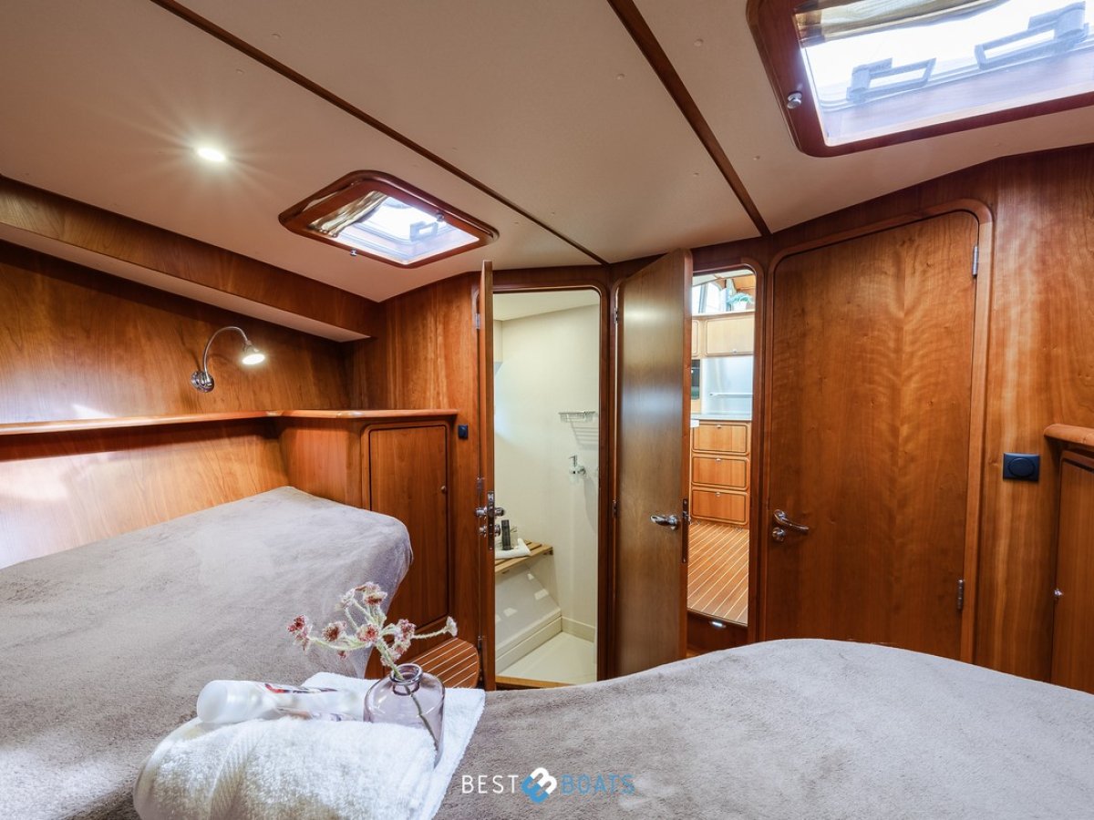 Linssen Grand Sturdy 470 Ac Mark Ii Twin
