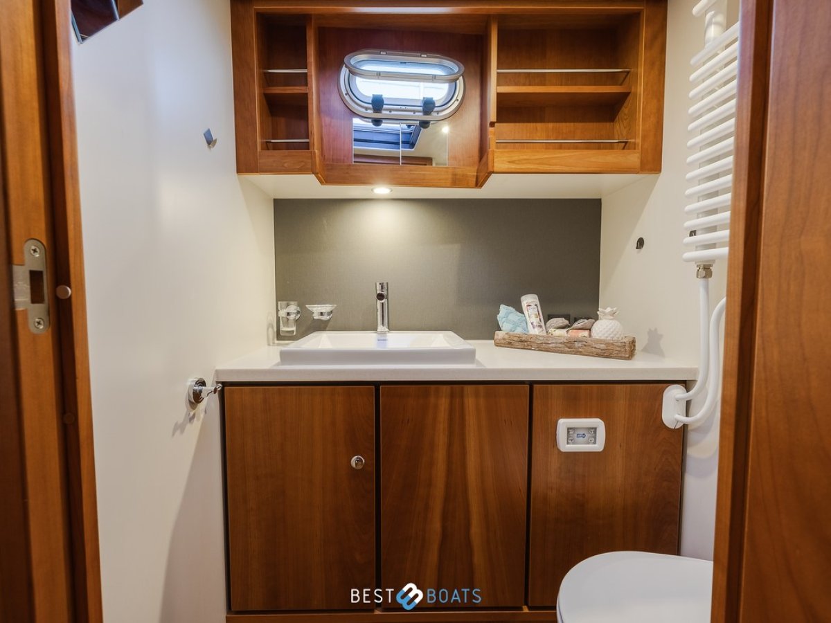 Linssen Grand Sturdy 470 Wheelhouse