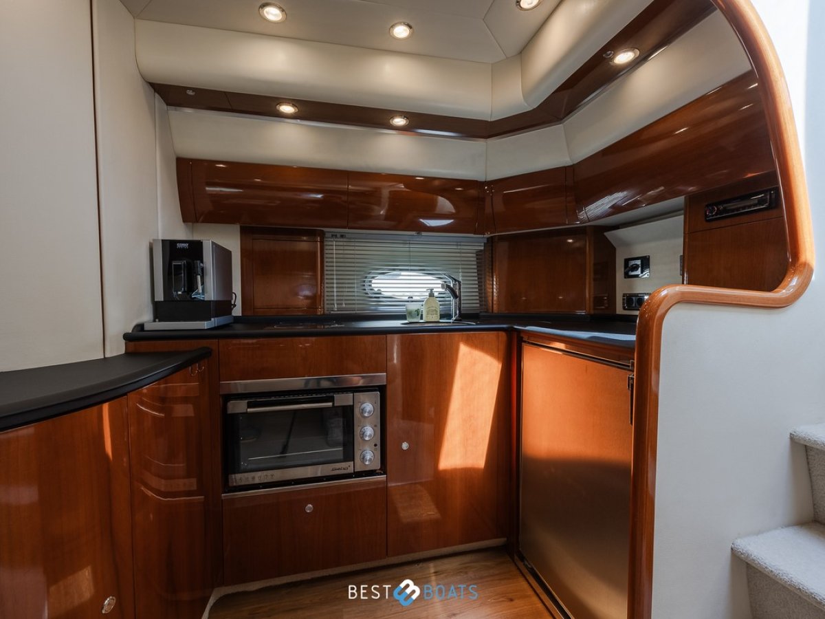 Princess Yachts V 42