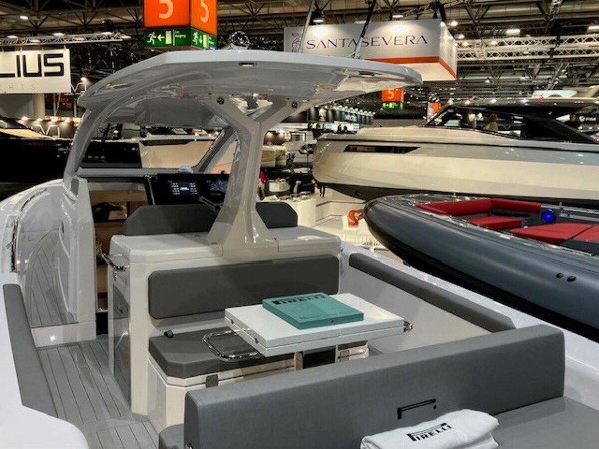 Pirelli 35 Demo 2025 - Brand New - Special Offer