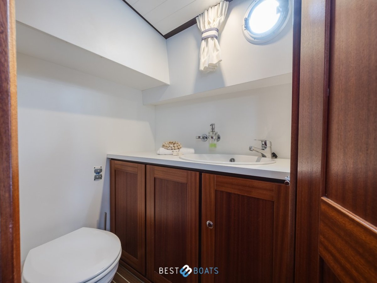 Linssen Classic Sturdy 32 Ac