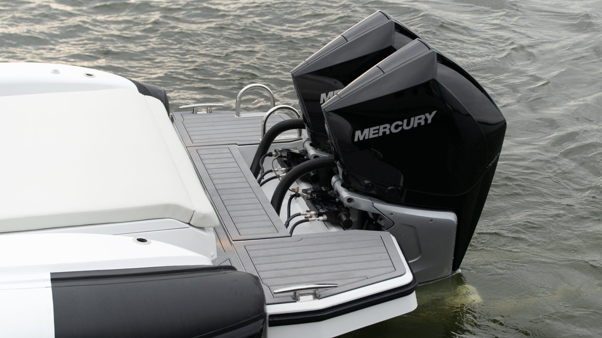 Pirelli 35 OB: wereldprimeur op de Maas